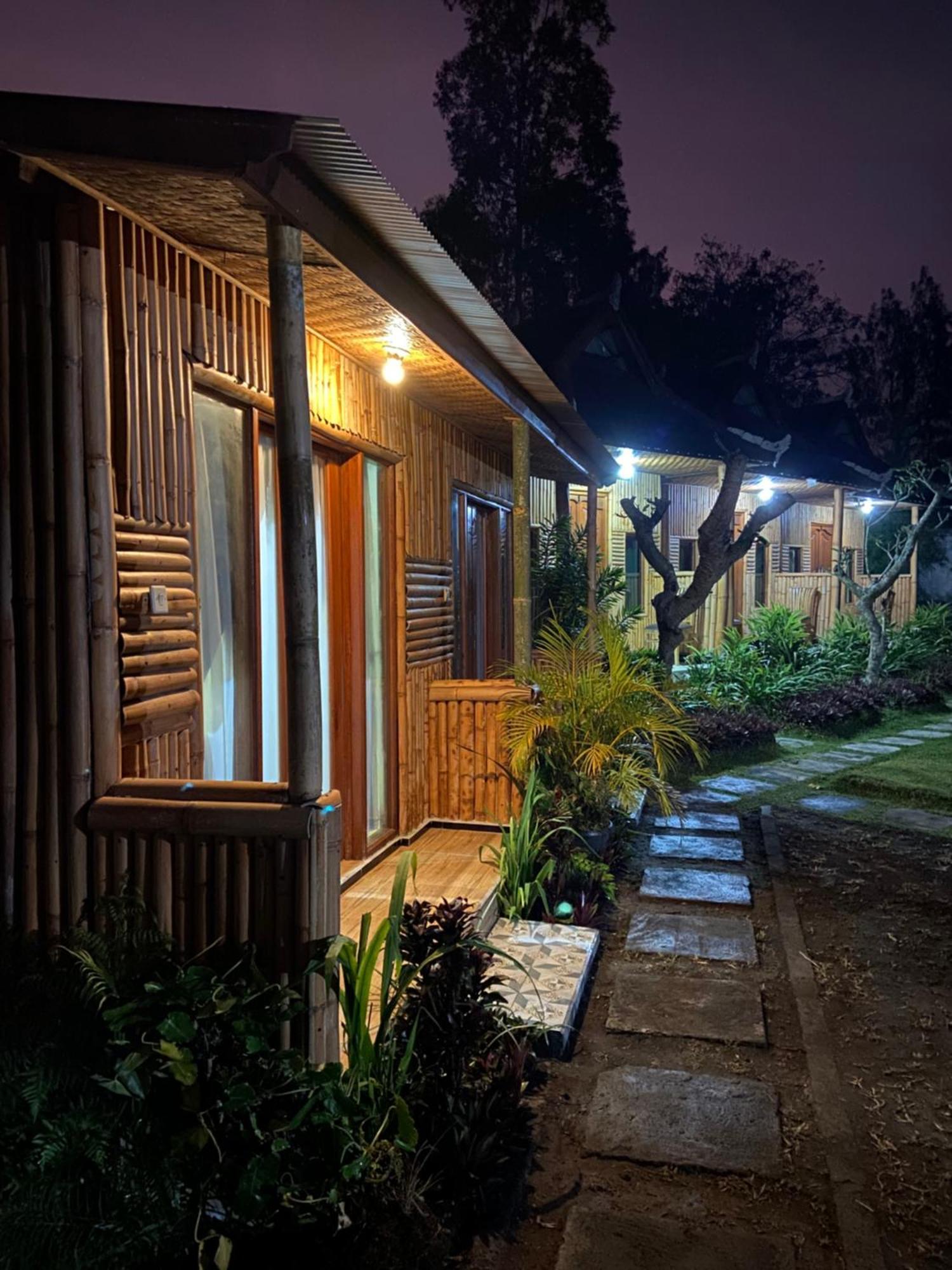 فندق D'Yoga Bamboo House Kintamani المظهر الخارجي الصورة
